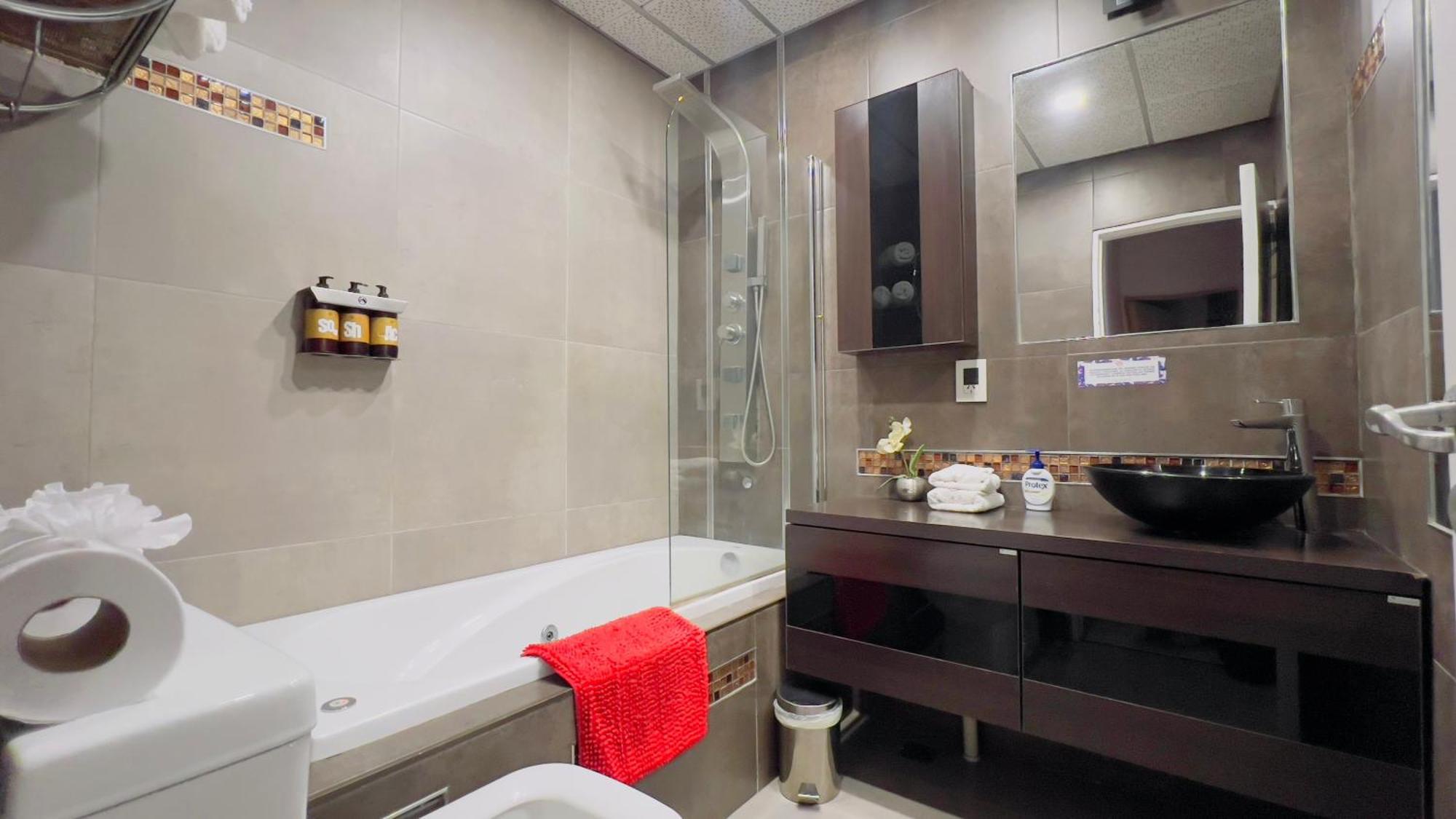 Excelente Casa 2 Dorm Con Cochera Y Piscina Cerca Del Centro De Vcp *
